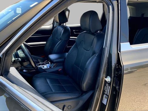 Used 2022 Kia Telluride SX w/ Towing Package FWD image 7