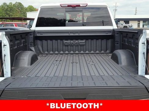 New 2026 GMC Sierra 2500 AT4 w/ AT4 Premium Plus Package AWD/4WD image 9