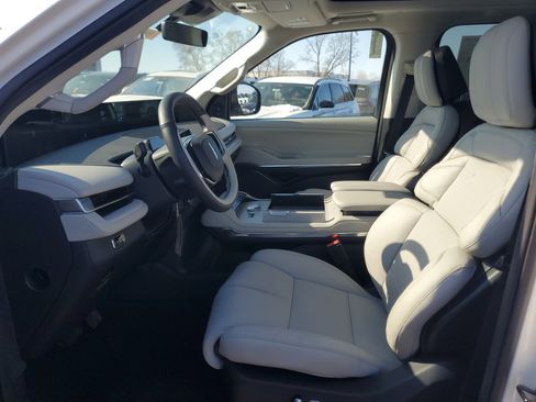 New 2026 Lincoln Navigator L Reserve image 12