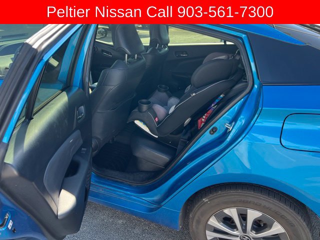 Used 2021 Toyota Prius XLE AWD/4WD image 8