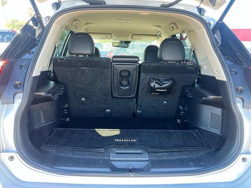 Used 2020 Nissan Rogue SL FWD image 26