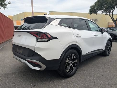 Certified 2024 Kia Sportage EX FWD image 4