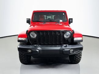 Used 2022 Jeep Gladiator Sport video 2