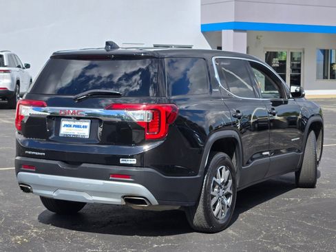 Used 2023 GMC Acadia SLE image 8