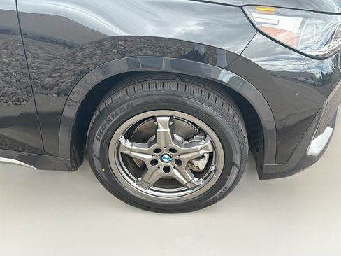 Used 2025 BMW X1 xDrive28i AWD/4WD image 11
