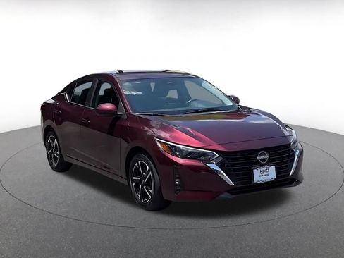 Used 2025 Nissan Sentra SV FWD image 3