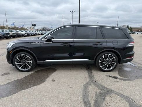 Certified 2022 Lincoln Aviator Reserve w/ Equipment Group 201A AWD/4WD image 7