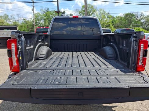 Used 2023 Ford F350 Lariat w/ Lariat Ultimate Package AWD/4WD image 28