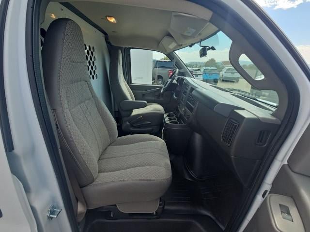 New 2026 Chevrolet Express 2500 Extended w/ Communications Package RWD image 25