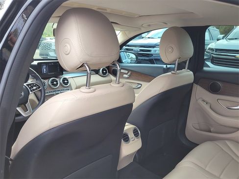 Used 2019 Mercedes-Benz C 300 C 300 image 10