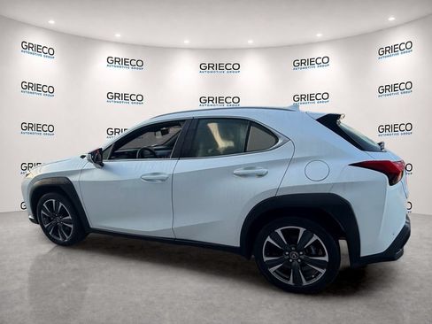 Used 2020 Lexus UX 200 w/ Premium Package FWD image 5