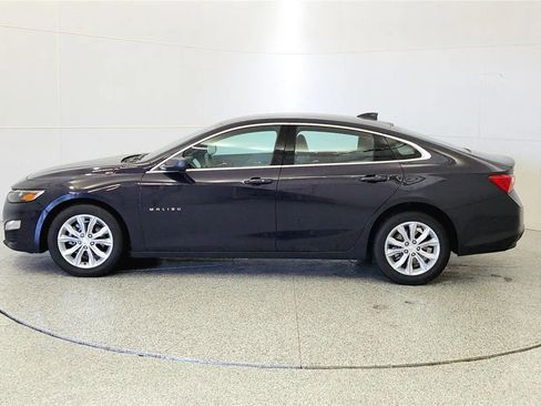 Used 2025 Chevrolet Malibu LT FWD image 5