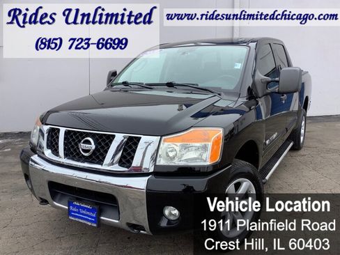 Used 2010 Nissan Titan SE w/ SE Value Truck Pkg image 2