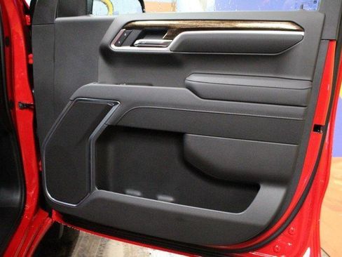 New 2026 GMC Sierra 1500 Elevation image 9