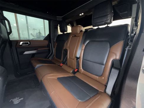 Used 2022 Ford Bronco Outer Banks image 13