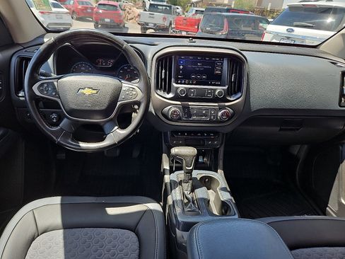 Used 2021 Chevrolet Colorado Z71 image 7