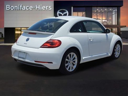Used 2017 Volkswagen Beetle 1.8T SE FWD image 36