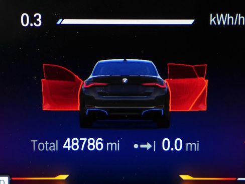 Used 2023 BMW i4 eDrive35 image 32