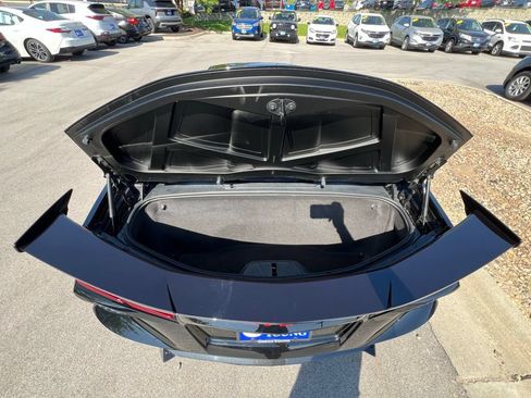 Used 2023 Chevrolet Corvette Stingray Premium Conv w/ Z51 Performance Package RWD image 23