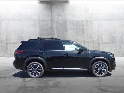 New 2026 Nissan Pathfinder Platinum w/ Cargo Package AWD/4WD image 5