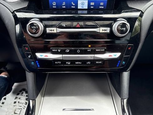 Used 2023 Ford Explorer ST w/ Equipment Group 401A AWD/4WD image 18