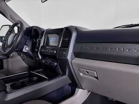 Used 2022 Ford F250 XLT w/ Black Appearance Package image 27