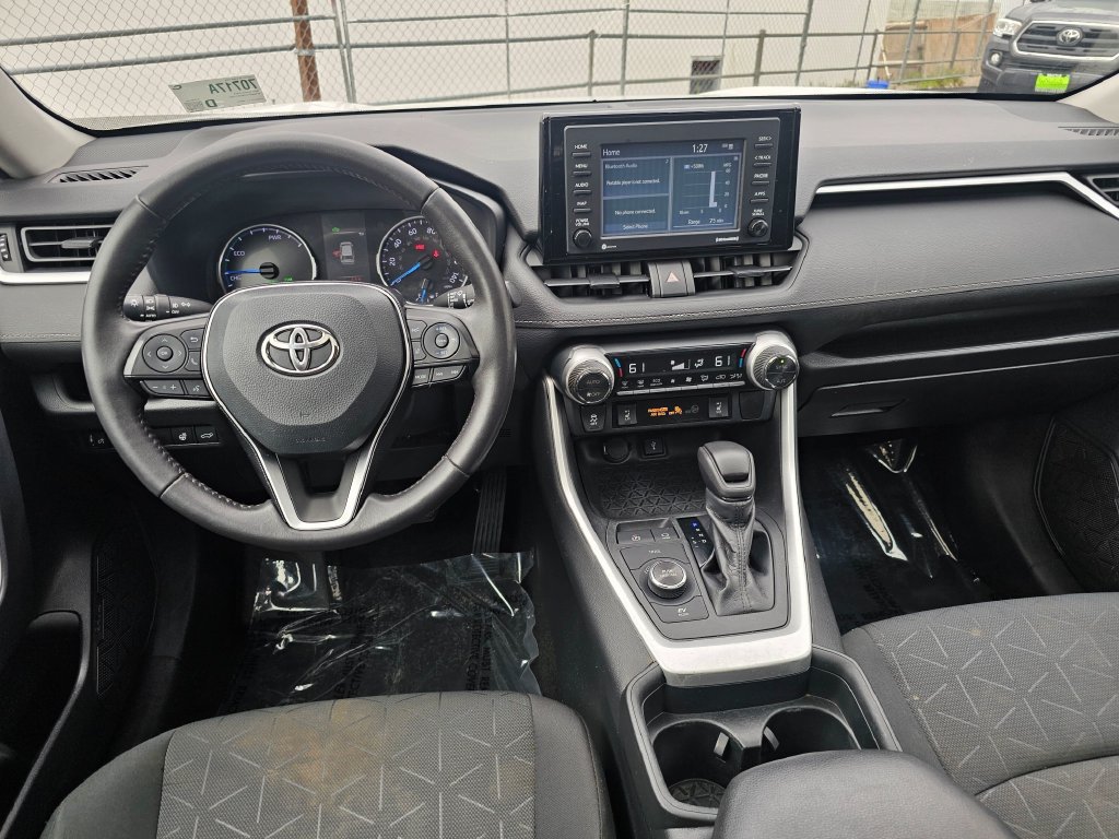 Used 2021 Toyota RAV4 XLE w/ Convenience Package AWD/4WD image 17
