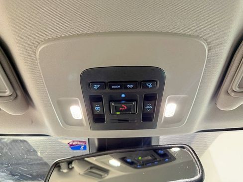 Used 2022 Toyota Camry XSE image 26