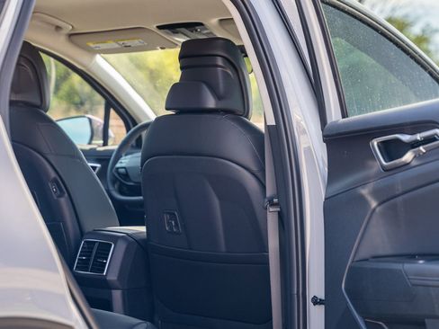 New 2026 Kia Sportage EX FWD image 14