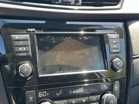 Used 2020 Nissan Rogue SV AWD/4WD image 27