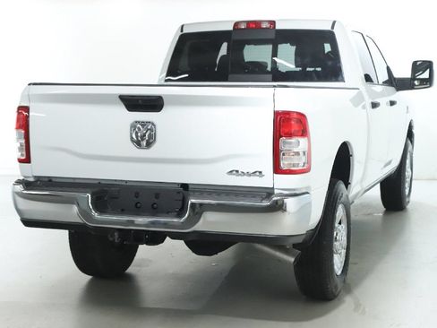 Used 2024 RAM 3500 Tradesman w/ Chrome Appearance Group AWD/4WD image 49