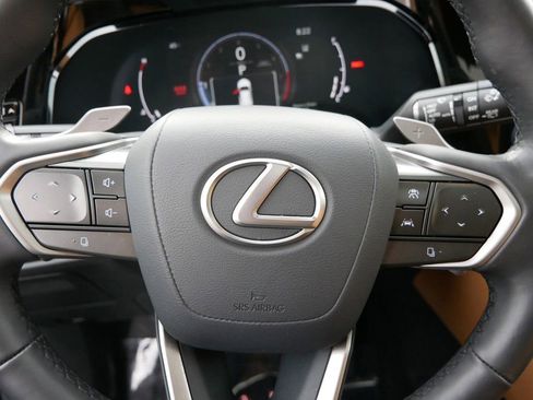 Used 2024 Lexus NX 250 FWD image 19