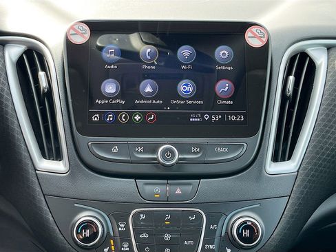Used 2025 Chevrolet Malibu LT FWD image 22
