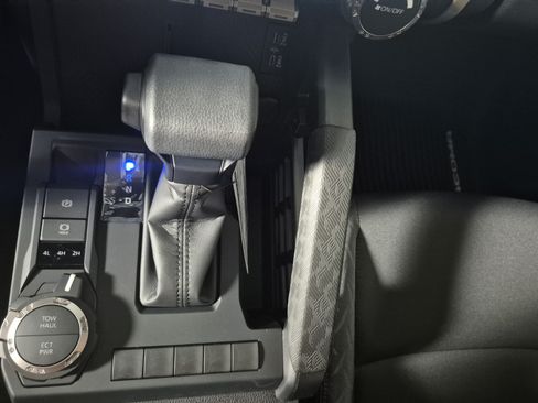 New 2026 Toyota Tacoma SR5 AWD/4WD image 27