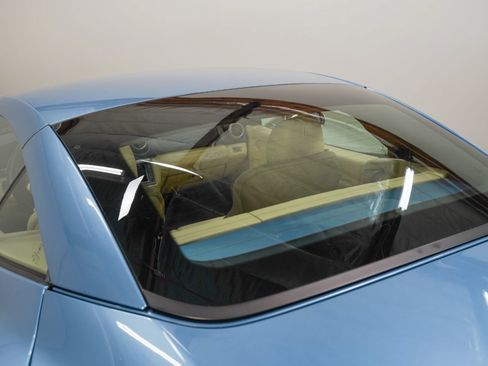 Used 2012 Ferrari California RWD image 25