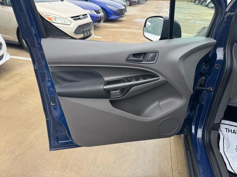 Used 2020 Ford Transit Connect XL image 22