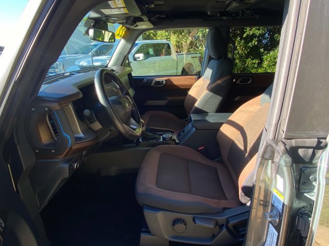 Used 2022 Ford Bronco Outer Banks AWD/4WD image 11
