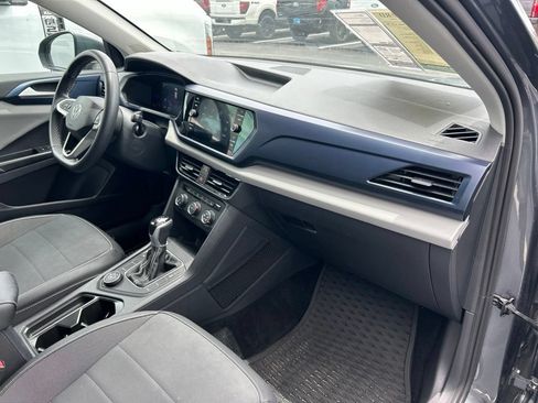 Certified 2022 Volkswagen Taos SE AWD/4WD image 43