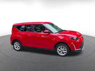 Used 2025 Kia Soul LX w/ LX Technology Package FWD video 2