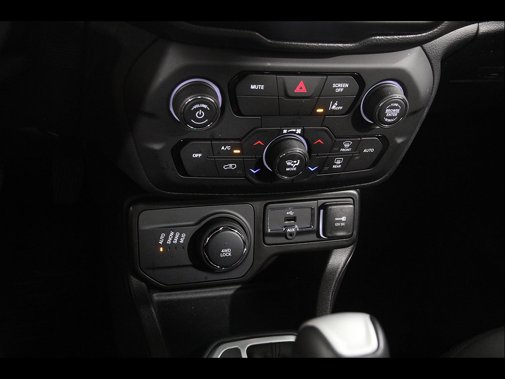 Used 2023 Jeep Renegade Limited AWD/4WD image 15