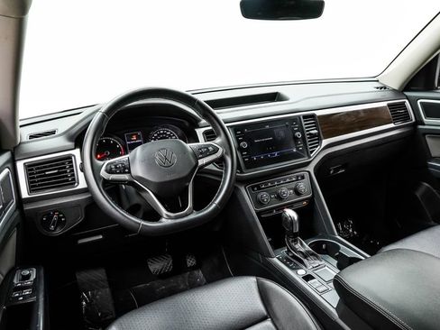 Used 2021 Volkswagen Atlas SE FWD image 5