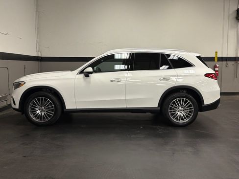 Certified 2026 Mercedes-Benz GLC 300 image 8