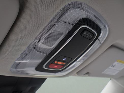 Used 2025 Hyundai Kona SEL FWD image 25