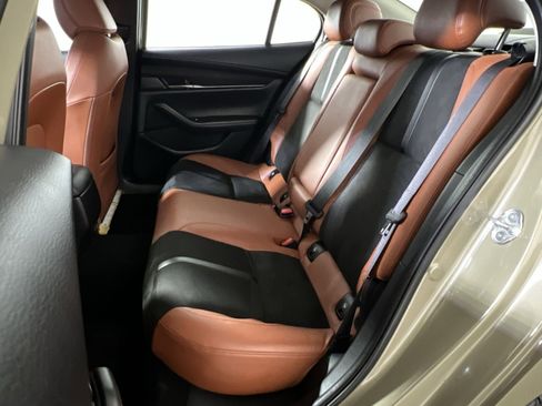 Used 2024 MAZDA MAZDA3 s image 23