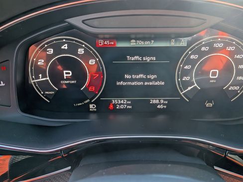 Used 2022 Audi RS Q8 image 18