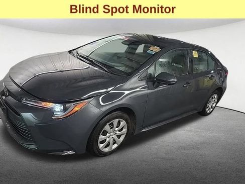 Used 2026 Toyota Corolla LE FWD image 4