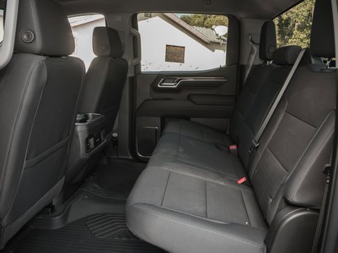 New 2026 Chevrolet Silverado 1500 LT Trail Boss w/ LPO, Dark Essentials Package image 34