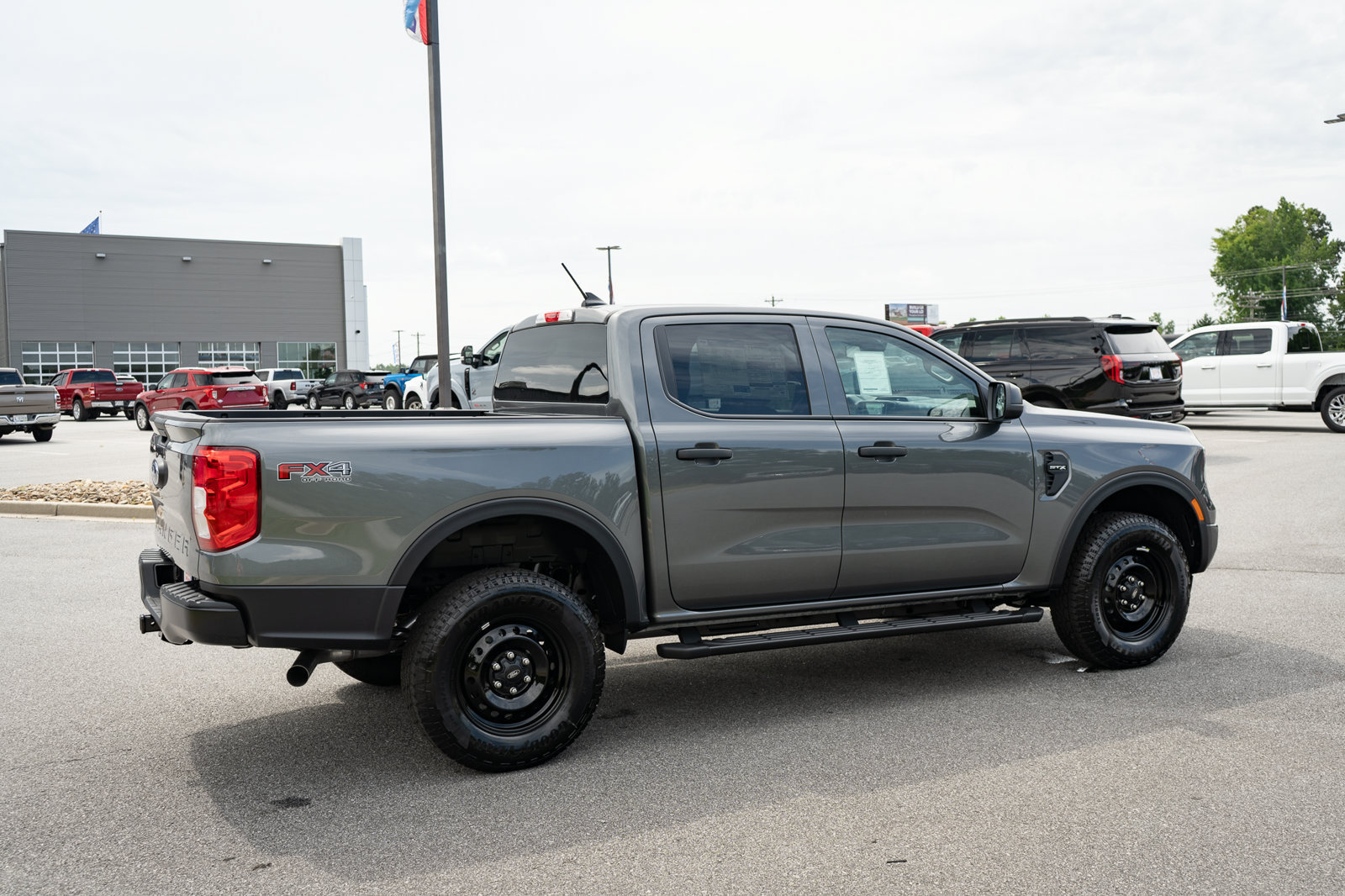 New 2026 Ford Ranger XL w/ FX4 Off-Road Package AWD/4WD image 10