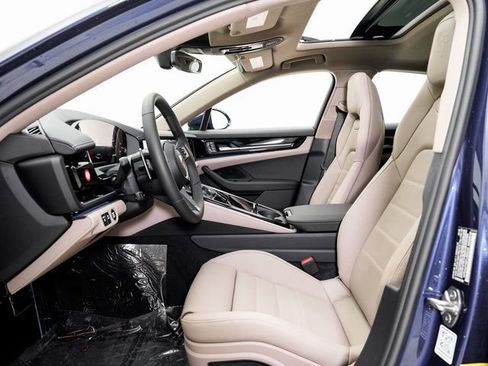 New 2026 Porsche Panamera 4 image 6