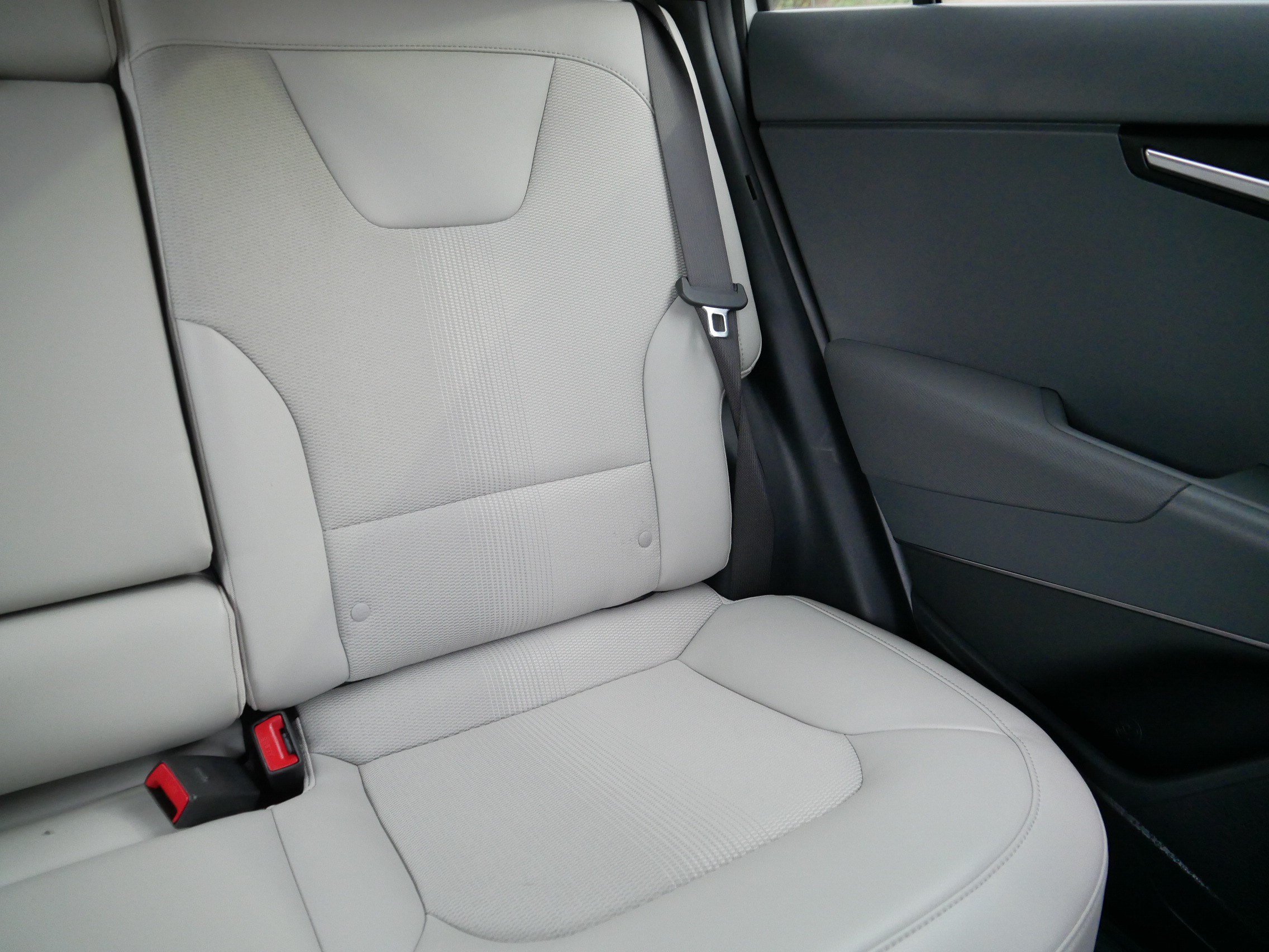 Certified 2025 Kia Niro EX Touring FWD image 14